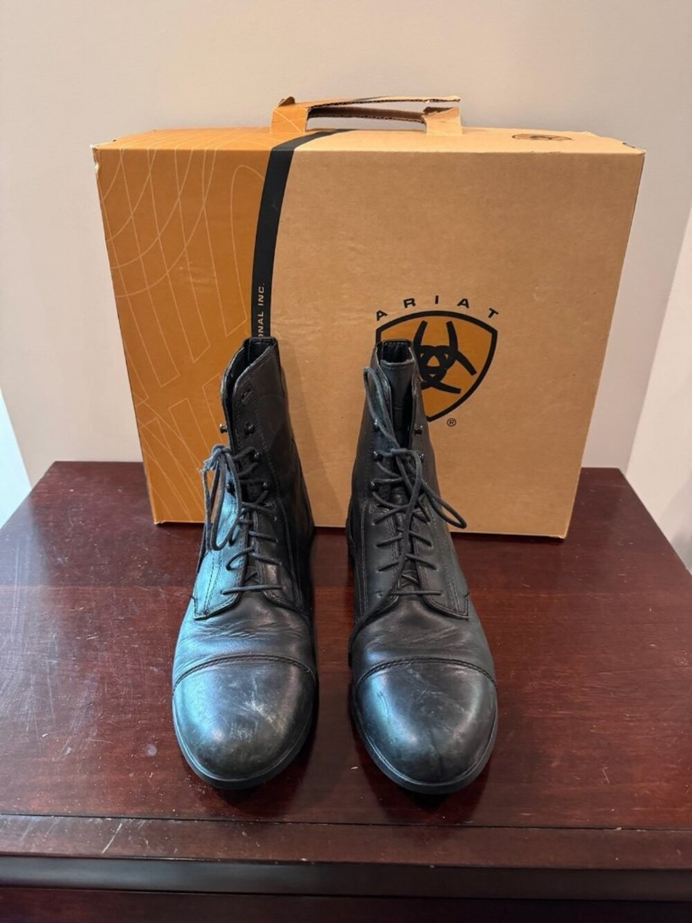 Ariat Heritage IV Paddock Boots Women's 6.5B Black Leather Combat Comfort